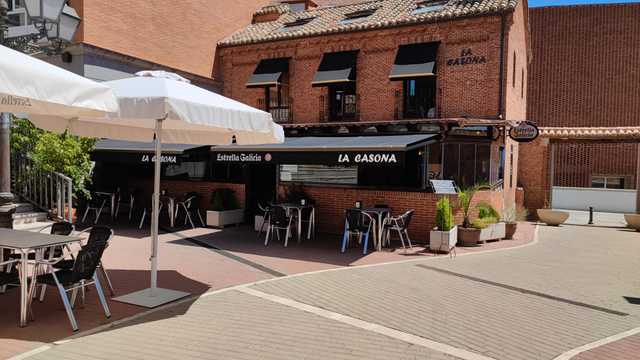 Camarero/a