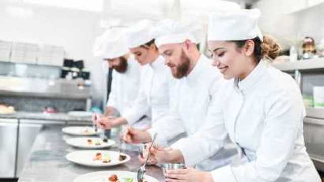 COCINERO/A PARA RESTAURANTE CON COCINA ESPAÑOLA