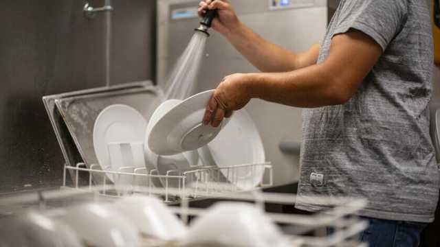 OFFICE / FREGANCHIN DE COCINA