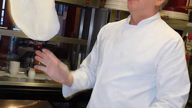 Waiter / Waitress