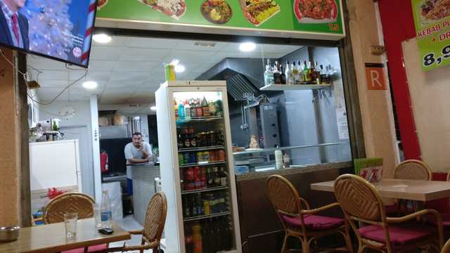 Ayudante/a de Cocinero/a