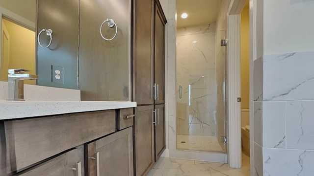 Cashier / Sales Assistant