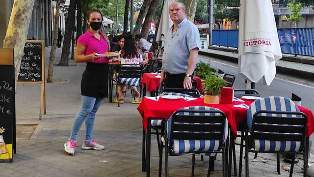 Camarero/a y Cocinero/a