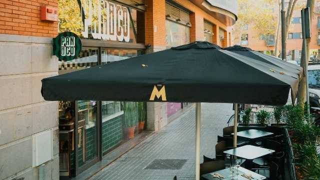 Camarero/a