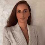 salma L. avatar icon