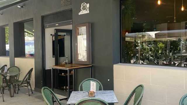 Ayudante de Camarero/a