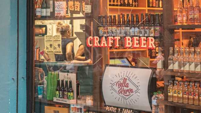 Cocinero/a y Ayudante/a de Cocina