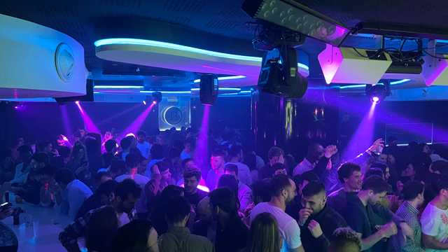 Camarero/a de Discoteca