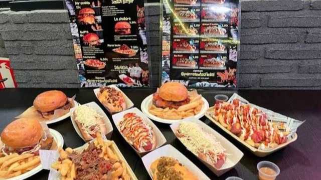Dependiente/a y Ayudante de Cocina