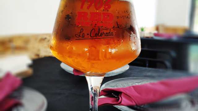 Camarero/a de Barra y Ayudante de Cocina