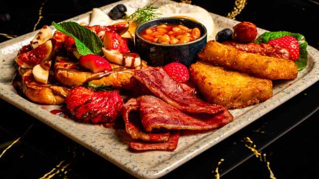 Breakfast chef