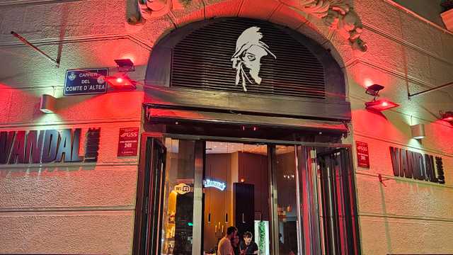 Camarero/a de Barra y Sala/Terraza