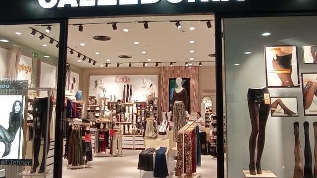 Adjunto/a tienda