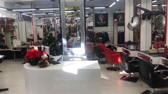 Ayudante de Peluquería