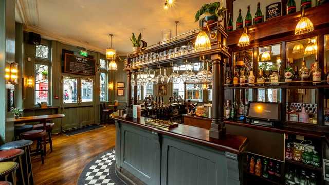 Customer Service Assistant