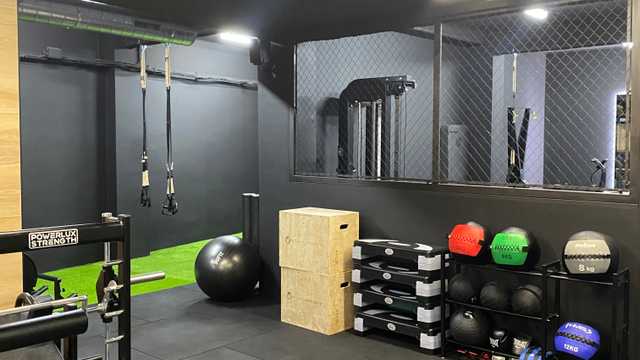 ENTRENADORA PERSONAL