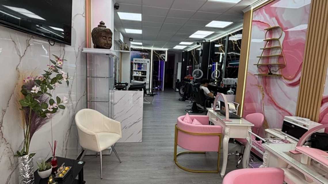 Erika Velásquez Beauty center cover image