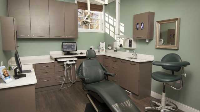Dental Assistant