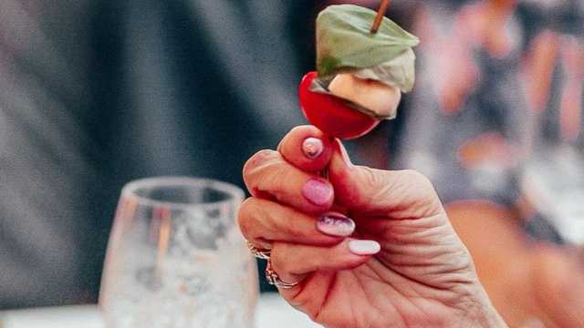 Ayudante/a de Cocina