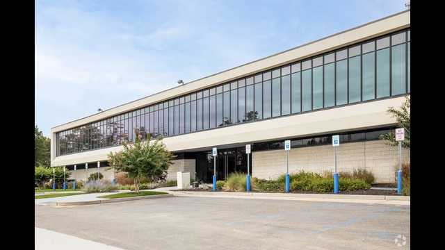 Experienced Embroidery Machine Operator/Vinyl Imprinting