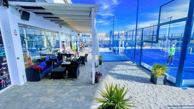 Camarero/a de Barra ayudante de cocina