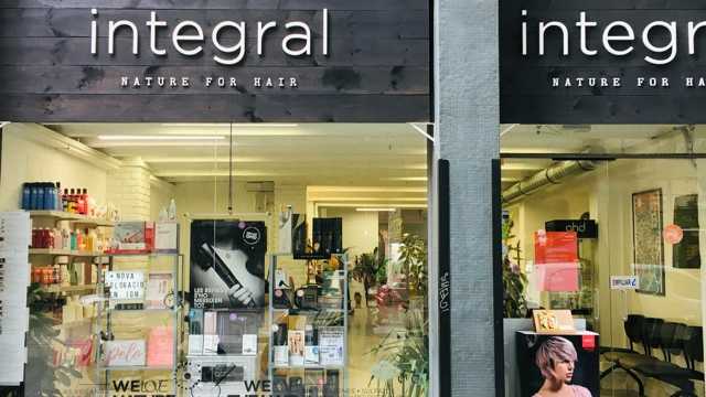 Oficial de Peluquería