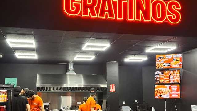 Cajero/a (comida rápida)