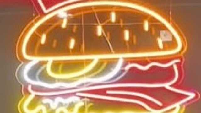 Cajero/a (comida rápida) y preparador de pedidos