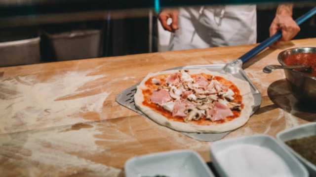 *PIZZERO/A PARA MADRID 40H SEM- 1500€ NETOS MES - TURNO MIXTO