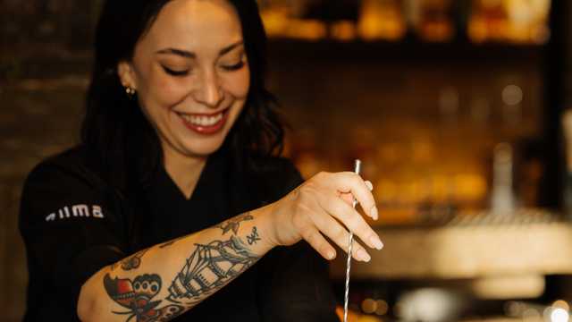 Barman / Barmaid