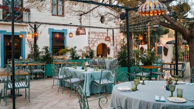 Camarero/a de Sala/Terraza