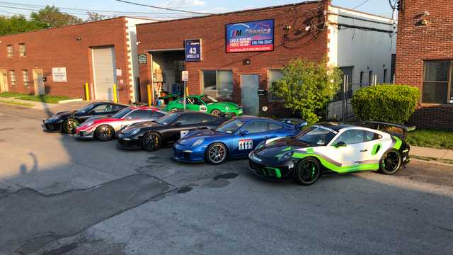 Automotive service advisor