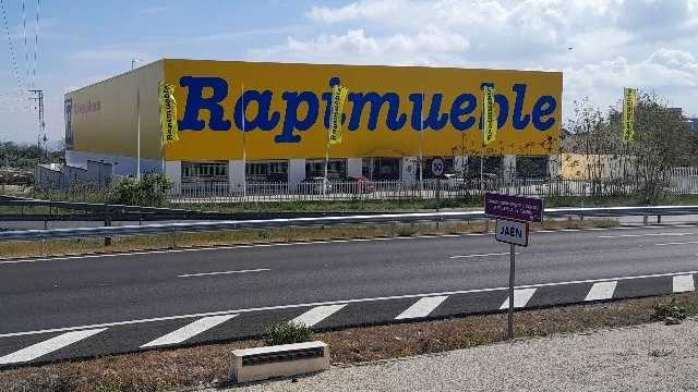 Dependient@ tienda de muebles