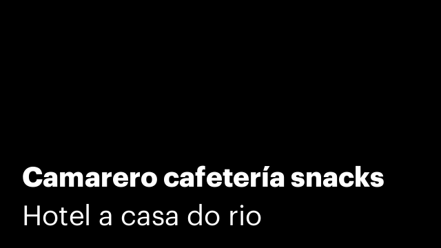Camarero cafetería snacks