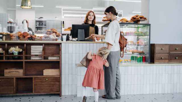 🎀 🎂 Dependienta/e de Pastelería con Turnos Seguidos y buen ambiente