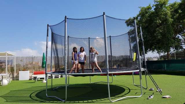 Camarero/a y Recepcionista