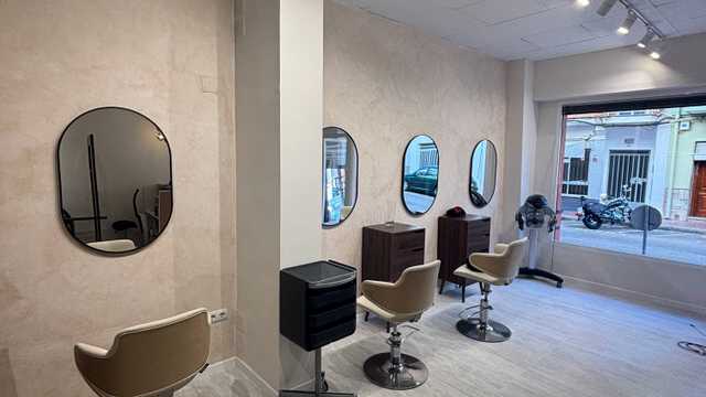 Ayudante de Peluquería