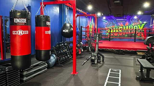 Boxing trainner