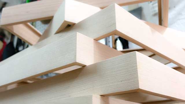 Custom Framing Specialist