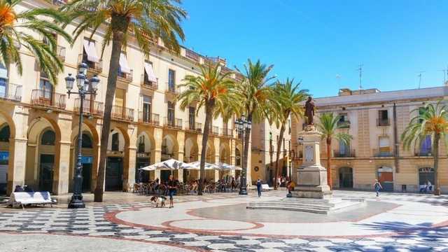 Ayudante/a de Rosticería