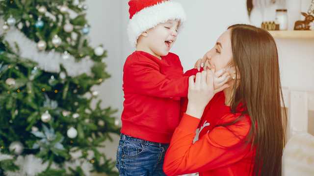 Niñera y tutor/a de repaso – Campaña Navidad