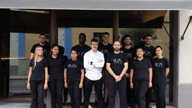 Cocinero/a • Partida de postres y platos fríos