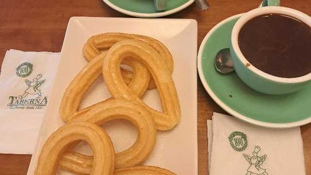 Dependiente de panaderia ,cafeteria