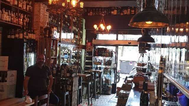 Ayudante camerero/a y limpieza