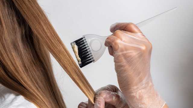 Oficial de Peluquería