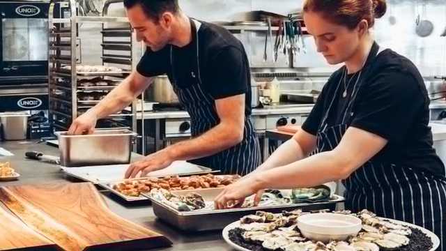 Ayudante/a de Cocina