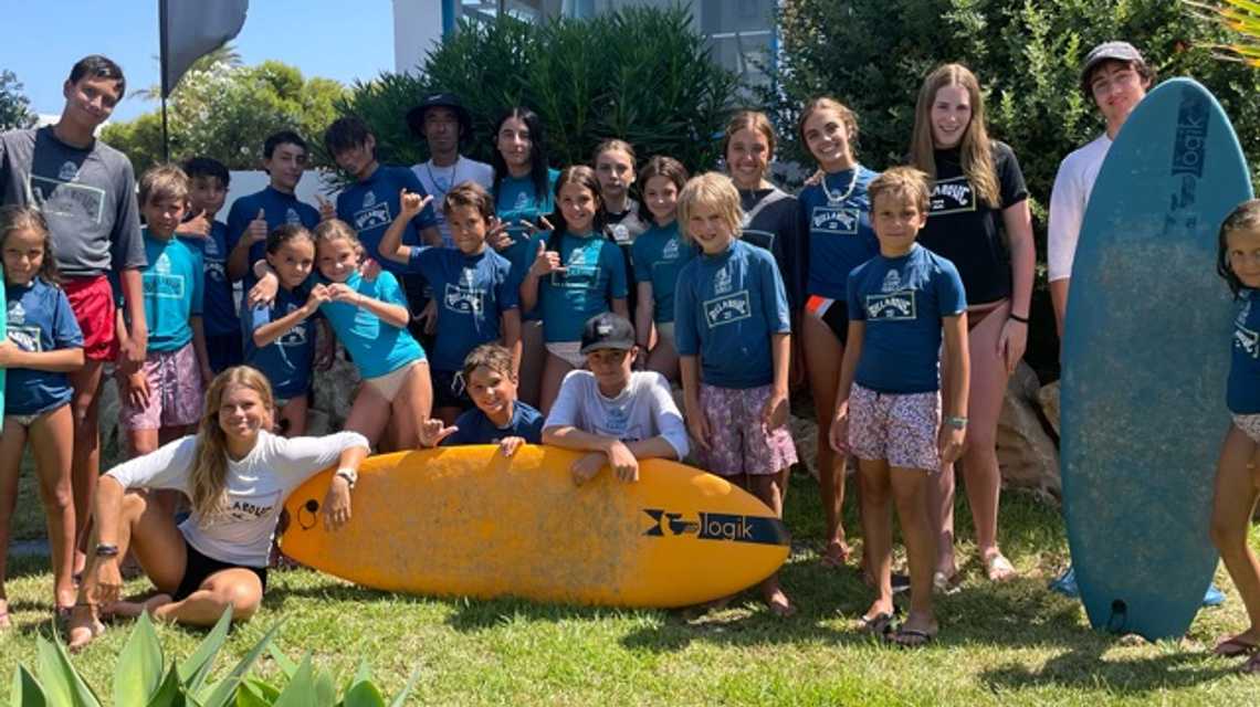 THE SURF FAMILY cover image