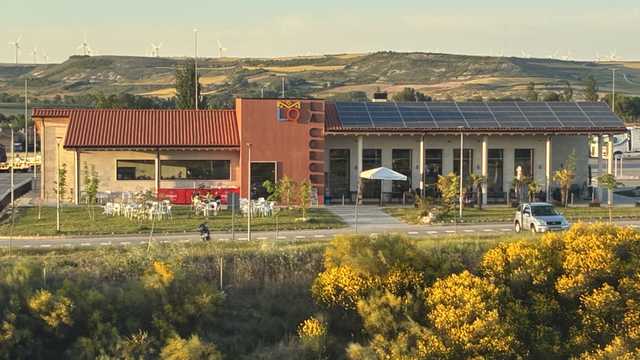 Ayudante/a de Cocina y Office