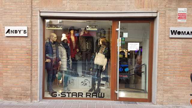 Dependiente/a de Tienda