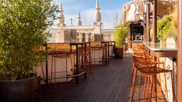 Camarero/a de Terraza y restaurante.